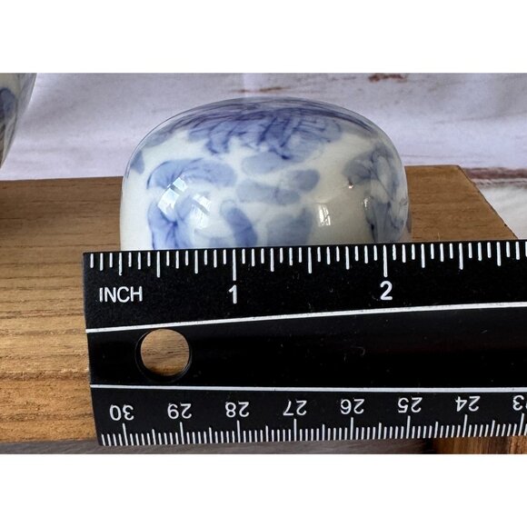 VTG Oriental Ceramic Potiche Vase/Ginger Jar White/Lt Blue Hand Painted Bamboo - Picture 10 of 10